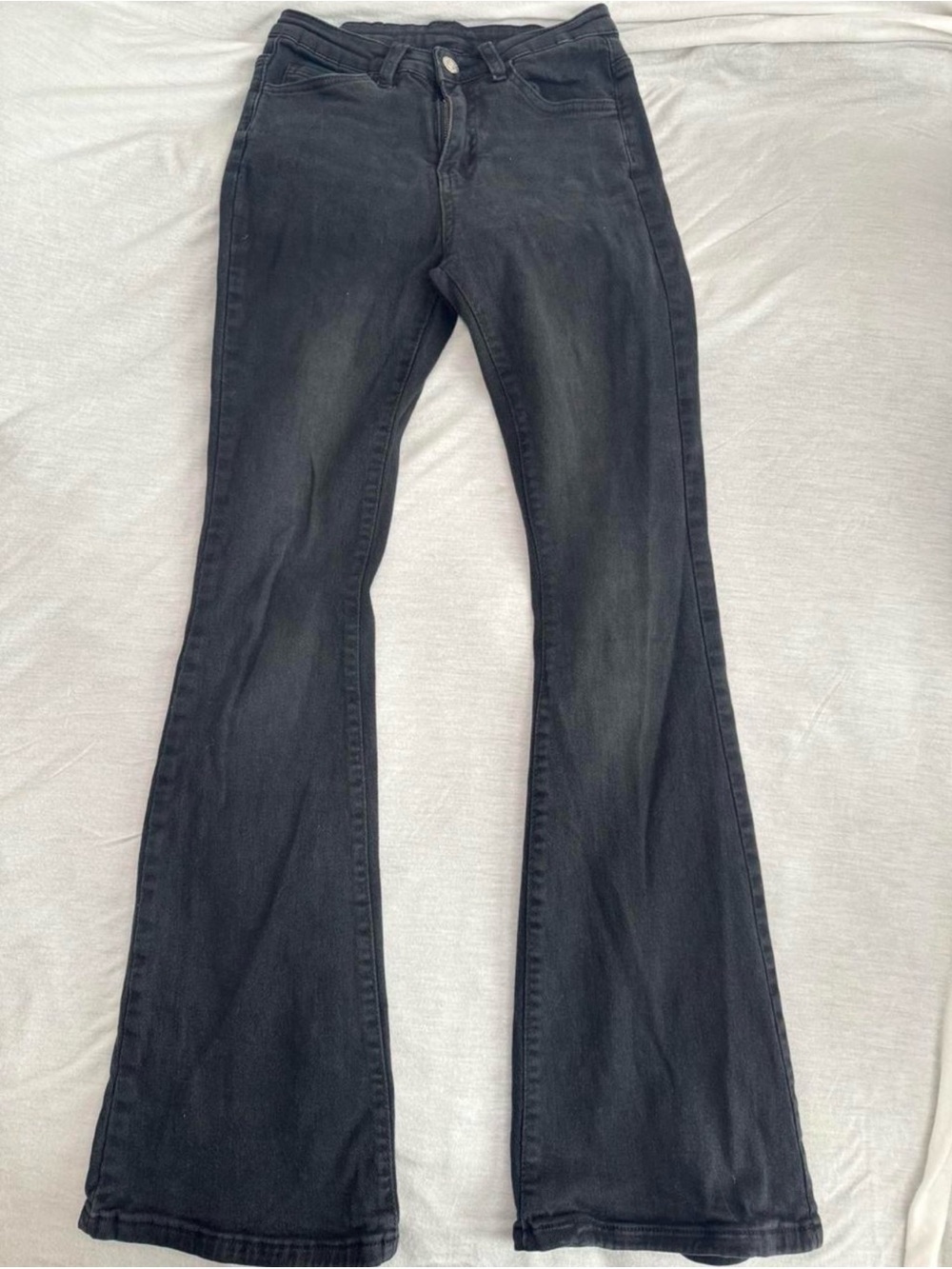 Women’s Black Flare Jeans — Classic Flared Silhouette